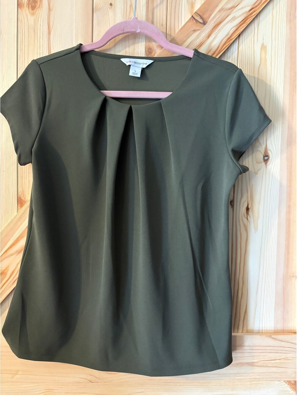 Liz Claiborne Olive Green Short Sleeve Blouse with Front Pleat